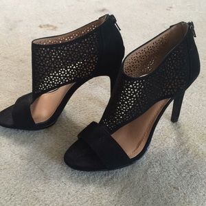 BCBG 7.5 Suede Lattice Bootie Zip Stiletto Booties